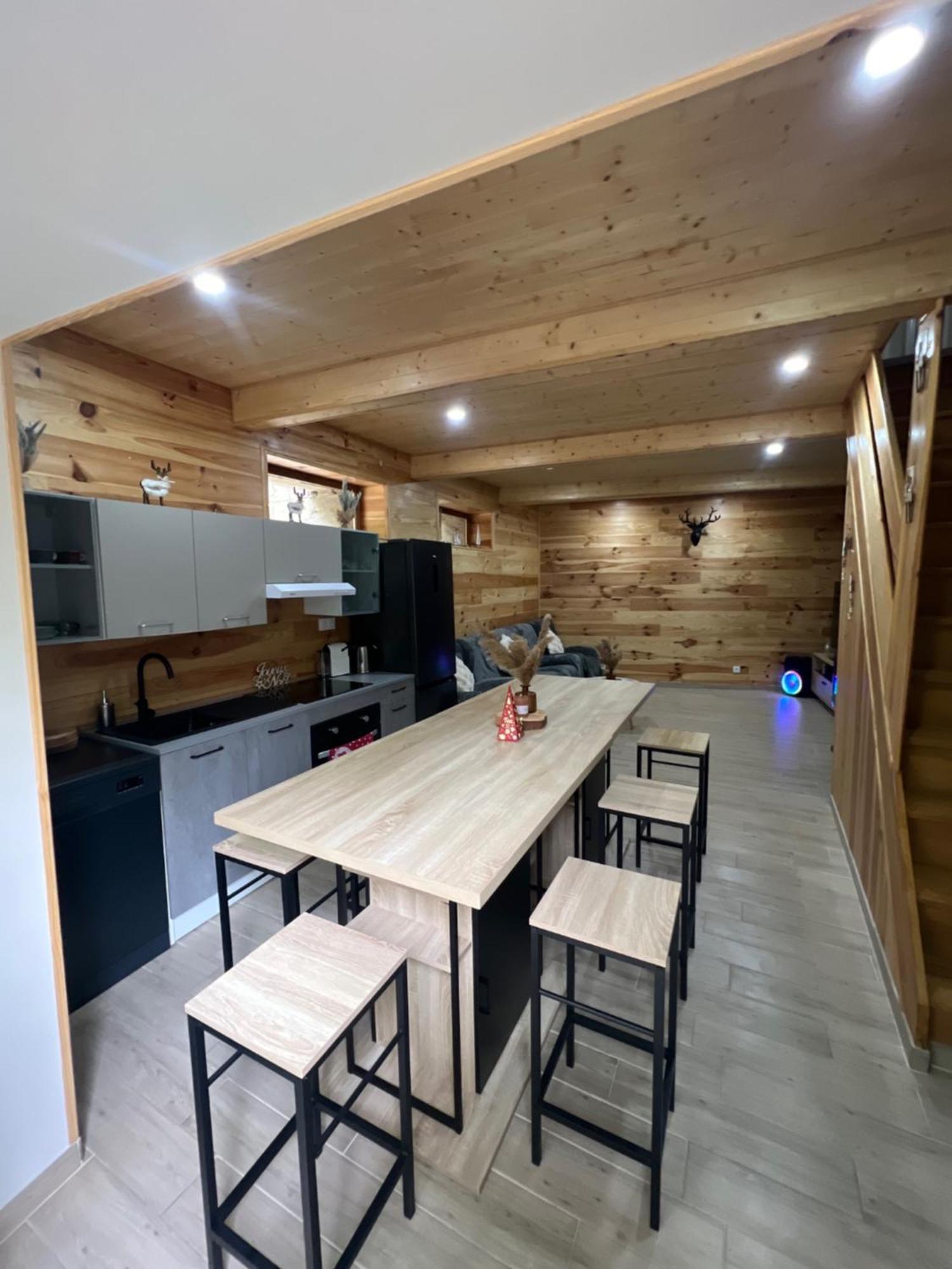 Cosy Refait A Neuf 6 Pers Chalet Fontpédrouse
